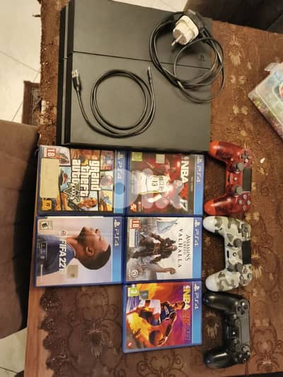 ps4 3 controllers and 5 cds