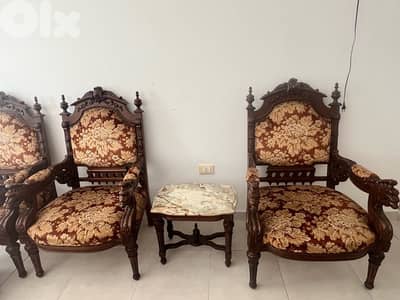 Classic antique style living room set