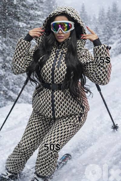 Skis women's suits