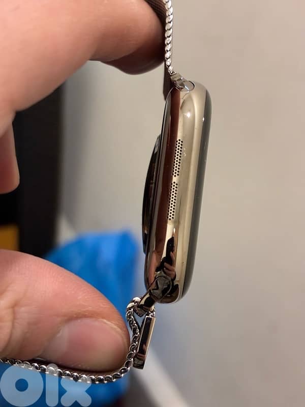 apple watch series 10 titanium 46mm cellular + navigation 1