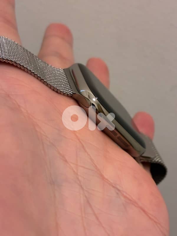 apple watch series 10 titanium 46mm cellular + navigation 3