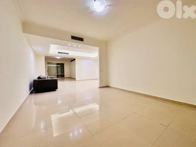 Office For Rent In Hamra Near AUB Over 250 Sqm مكتب للايجار في الحمرا