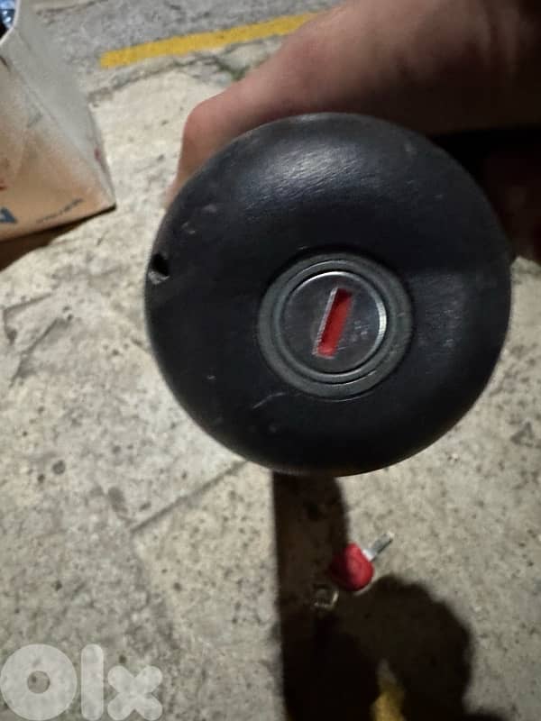 bat lock steering wheel 4