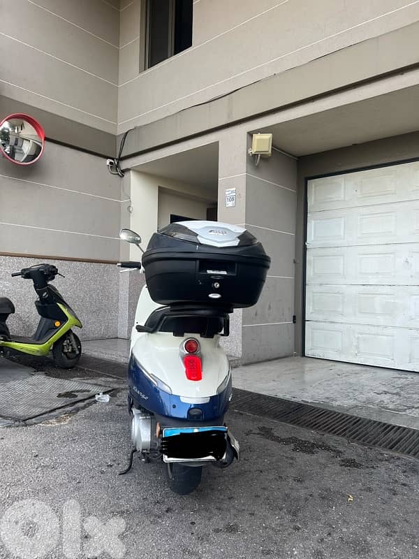 peugeot django 2018 (125cc) 1