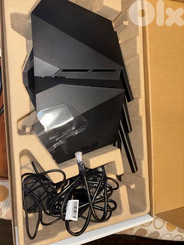 ASUS RT-AX82U premium gaming router 1