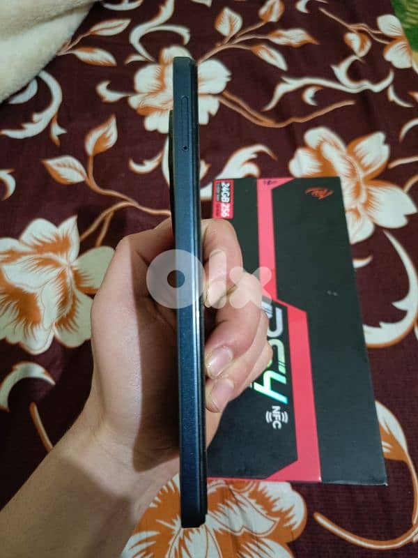 ITEL RS4 3