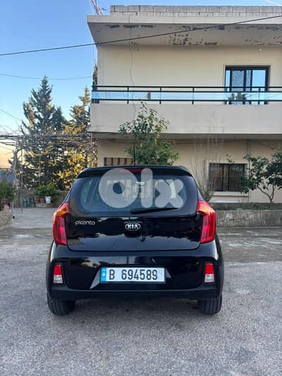 سائق واحد موتير فيتاس نضاف مكيف شغال