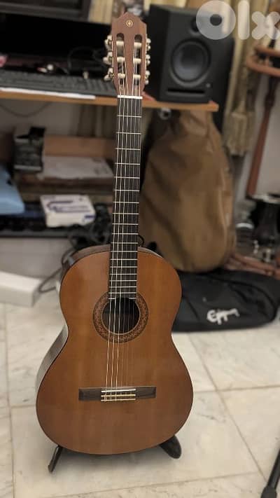 guitar Yamaha c40