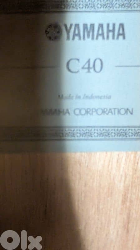 guitar Yamaha c40 1