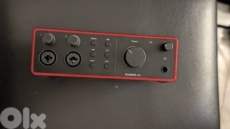focusrite scarlet 4i4 4th gen 1