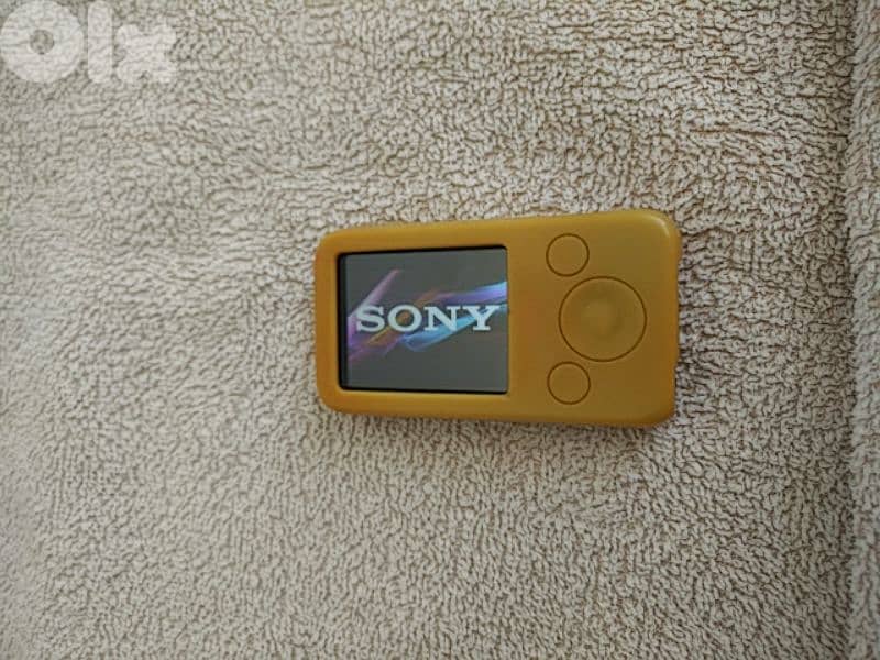 Sony Audio portable - Not Negotiable 4