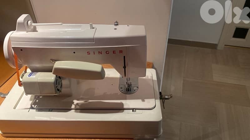 sewing machine Singer 2