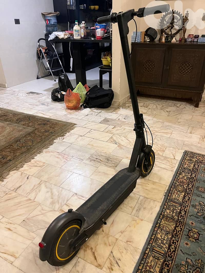 electric scooter 3