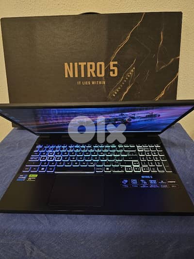 in box acer nitro 5 gaming laptop core i7 12th gen rtx 4050 6GB
