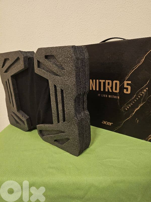 in box acer nitro 5 gaming laptop core i7 12th gen rtx 4050 6GB 1