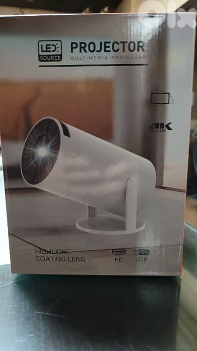 Multimedia projector