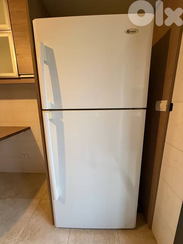 Fridge like new براد شبه جديد 1
