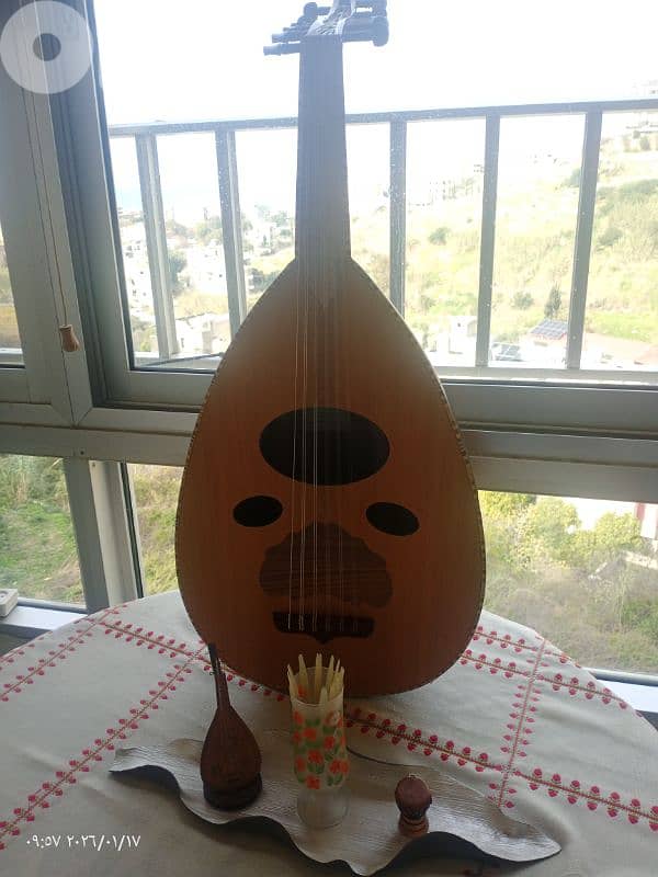 عود مميز بسعر مميز 1