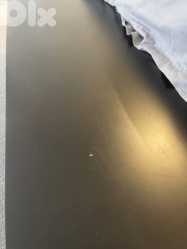 Bed, matress, and carpet تخت، فرشة، سجادة 1