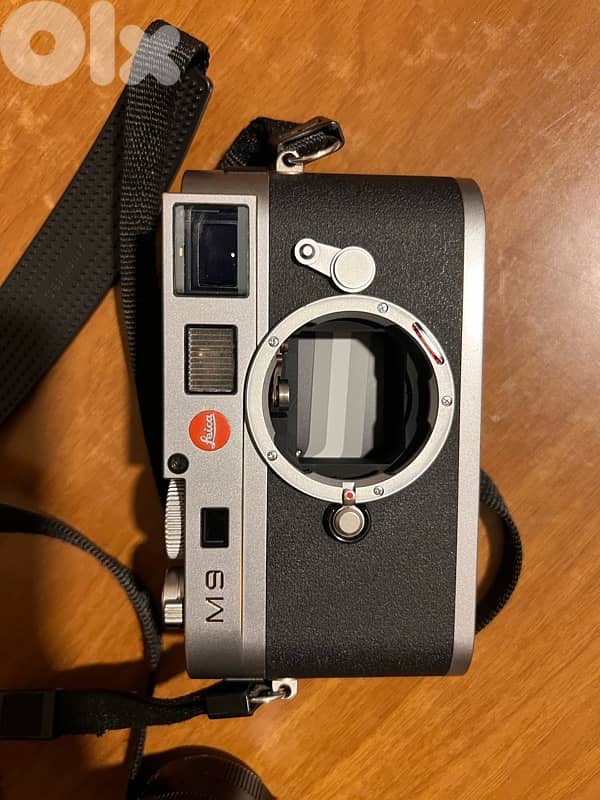 Leica M9 + 2 M Lenses 4