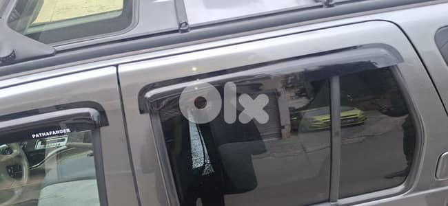 نيسان باثفايندر 2004