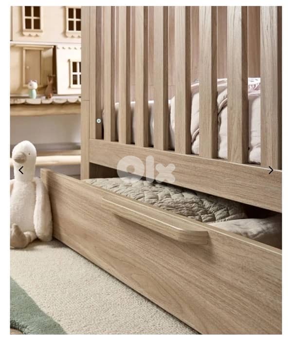 Mamas & papas سرير وكومود بايبي 2