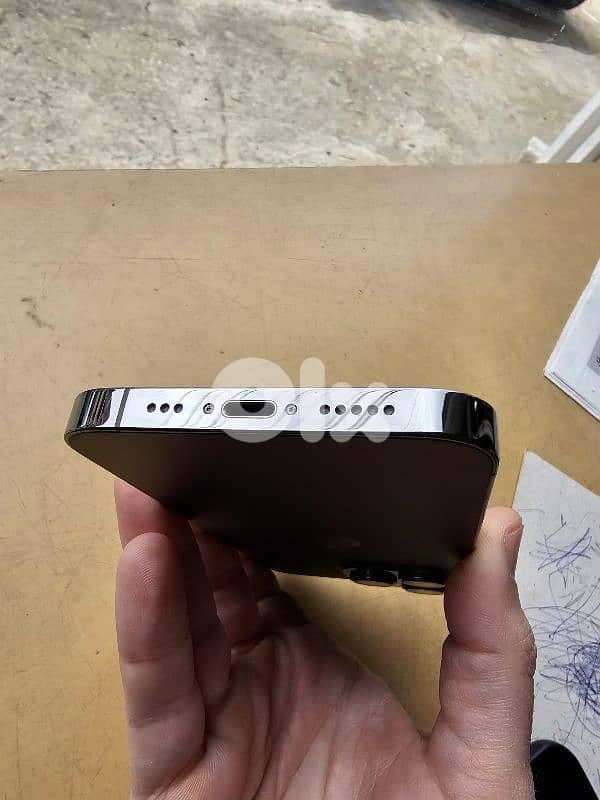 Iphone 13pro like new 2