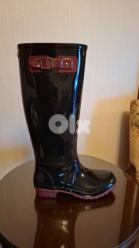 RAIN BOOTS MADE IN SPAIN worn once 3