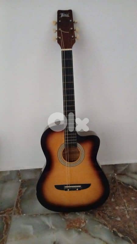 غيتار خشب كبير انتيك 1