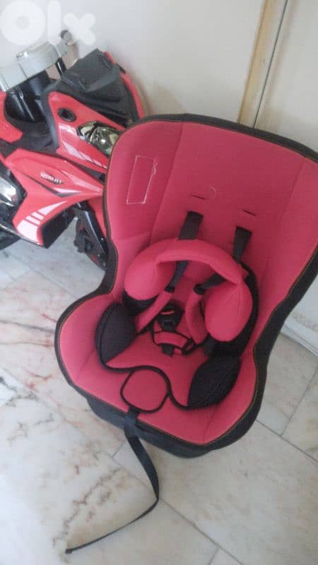 1 stroller joie. 2 yopala . 3 car seat 1