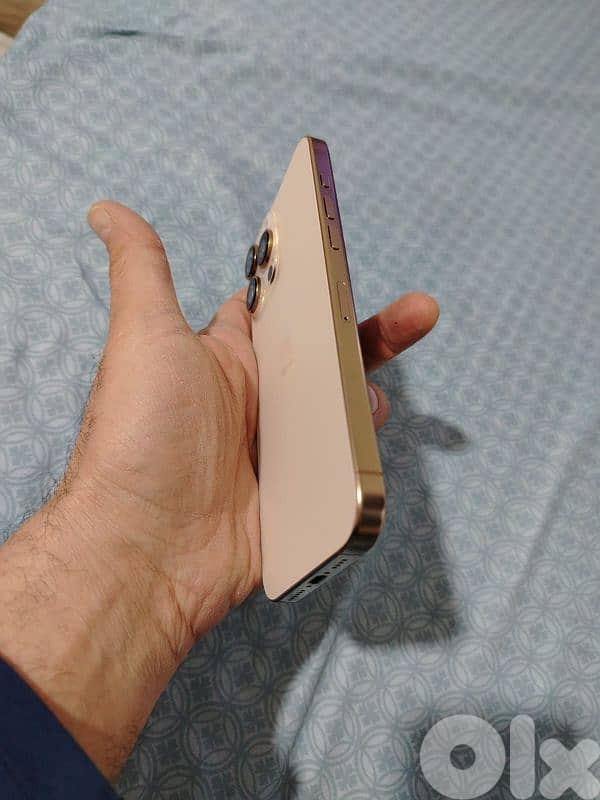 IPhone 16 pro max like new 1