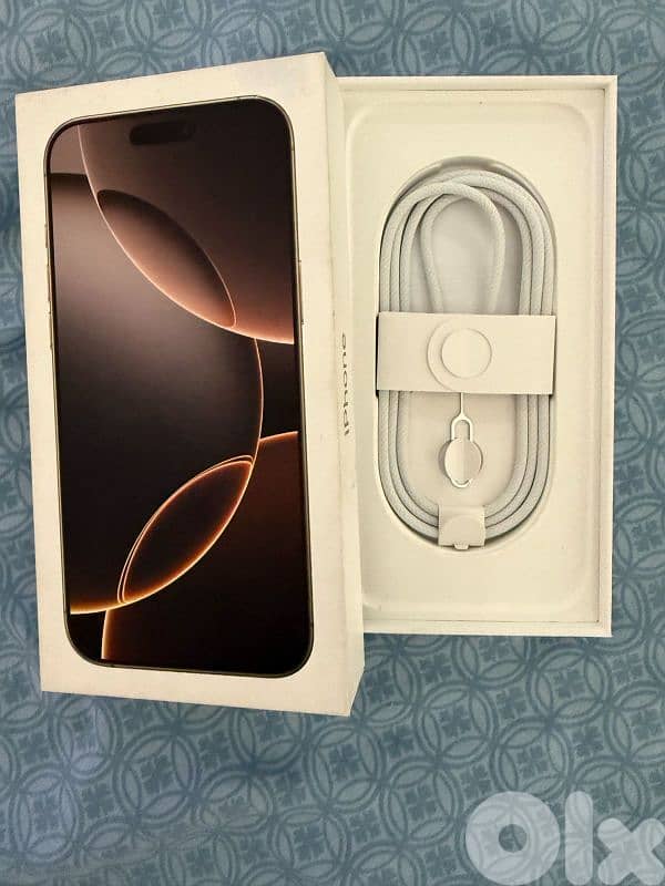 IPhone 16 pro max like new 3