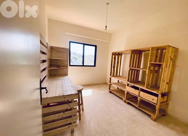 قطع  بحالة ممتازة /جديدة 7