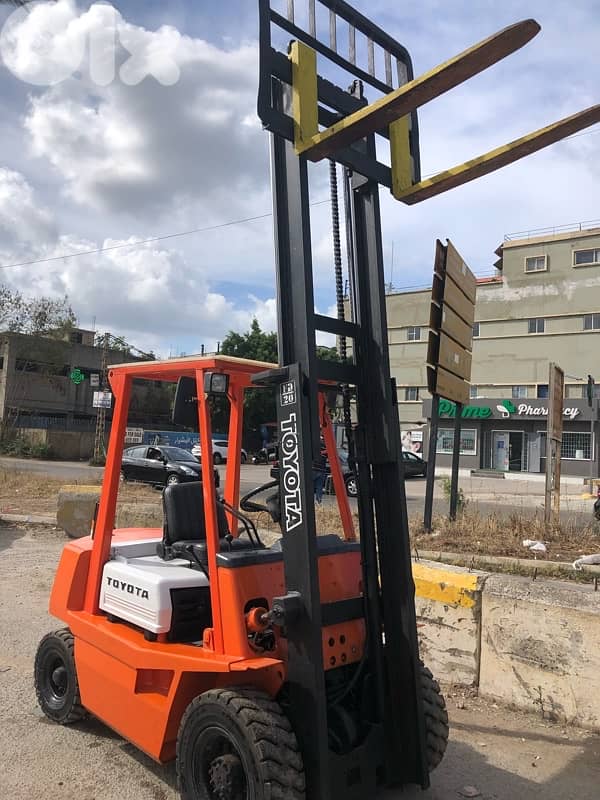 2forklift   Tcm  Toyota 1
