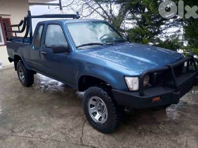 تويوتا هيلوكس 1993