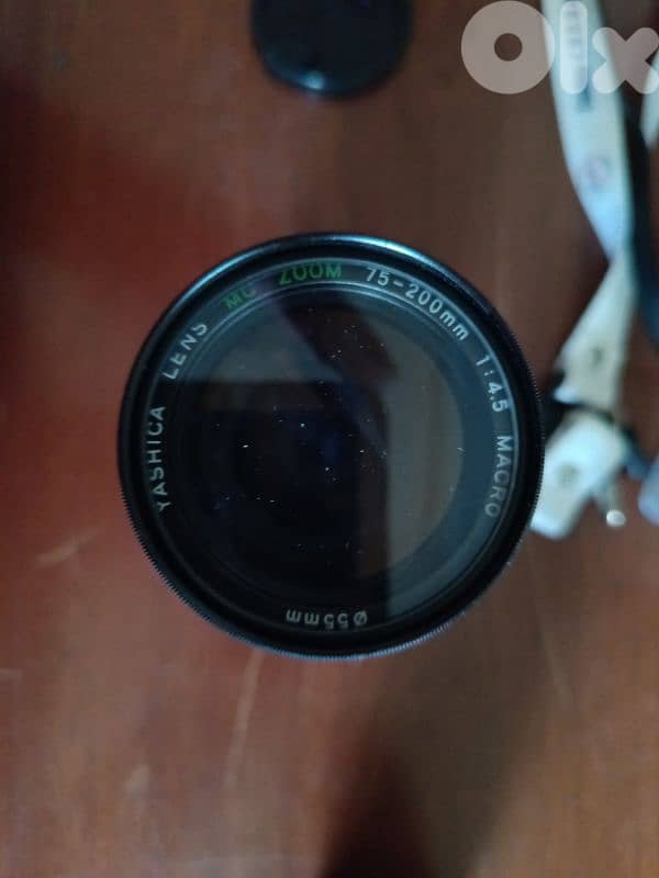 yashica 109 SLR film camera 3