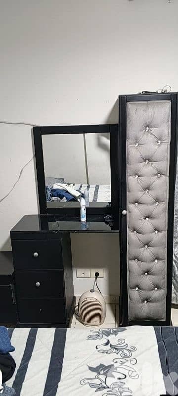 غرفة نوم مع فرشة