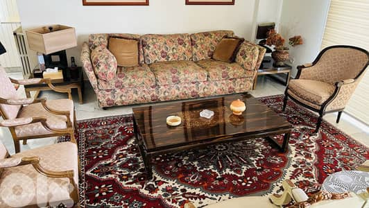 Good quality living room