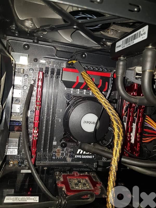 Board msi  cpu i7-5820k 1