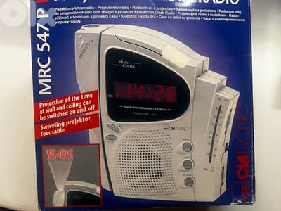 Projection alarm clock radio