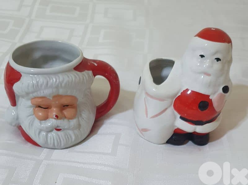 شجرة الميلاد مع علبه و زينة وكل أغراض (بداعي السفر ) كلن سوا ٢٥ دولار 5