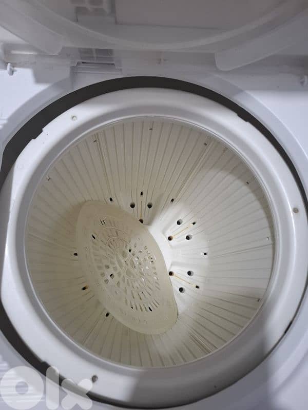 صيدا شارع دلاعة . بجانب حلويات الاقصى 3