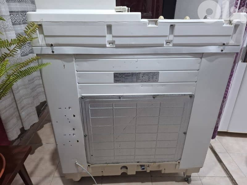 صيدا شارع دلاعة . بجانب حلويات الاقصى 4