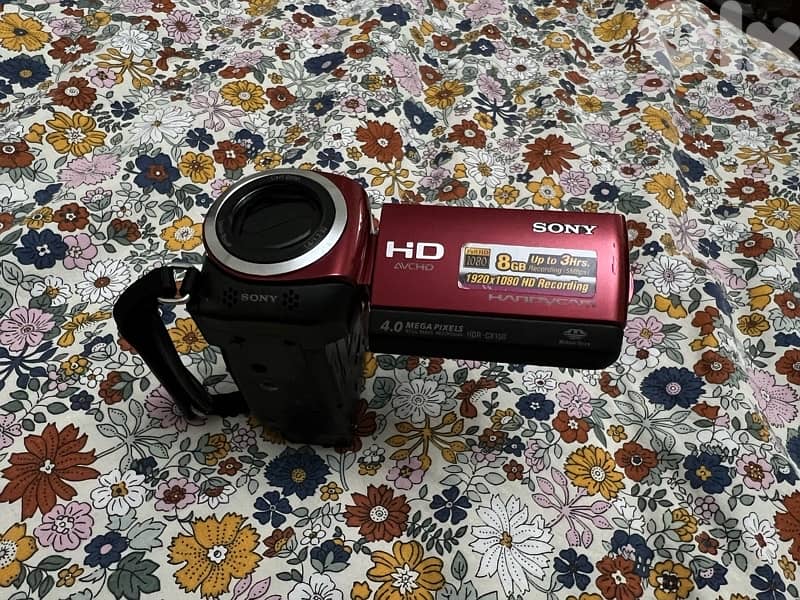 Sony Handycam HDR-CX100E - Full HD 1080p + Original Charger 2