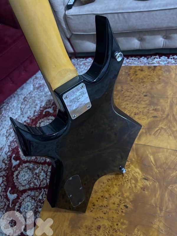 Bass electric guitar BC rich 6