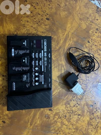 pedal boss electric guitar