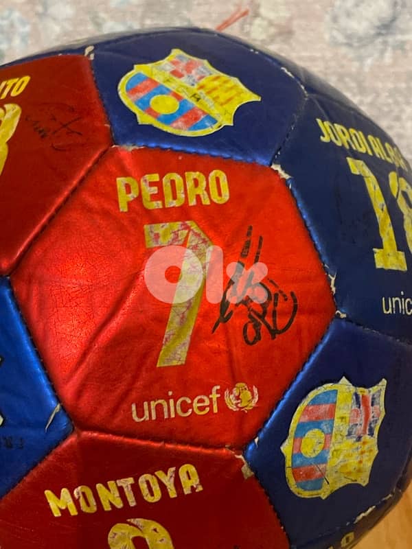 football with Messi signed 79120376 4