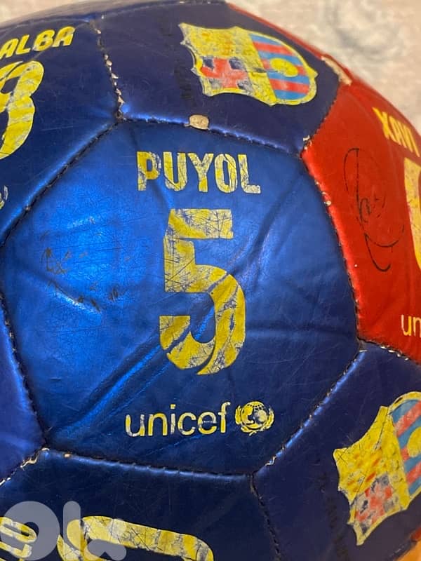 football with Messi signed 79120376 6