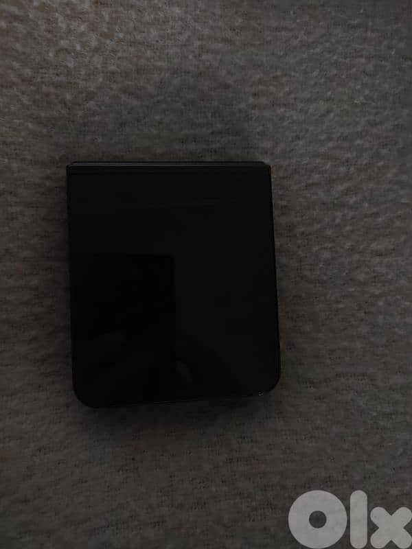 z flip 5. . 512 gb needs screen replacement 2