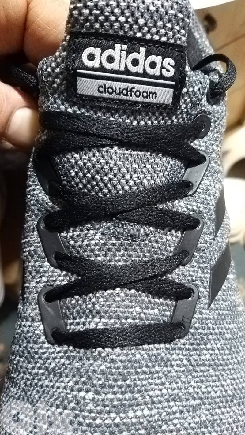 Adidas shoes size 43 (original) mich copy A 3